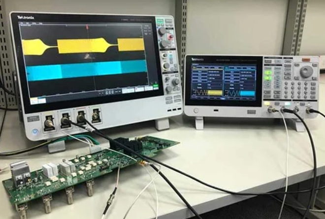 (Tektronix)泰克AFG31000任意波形发生器维修